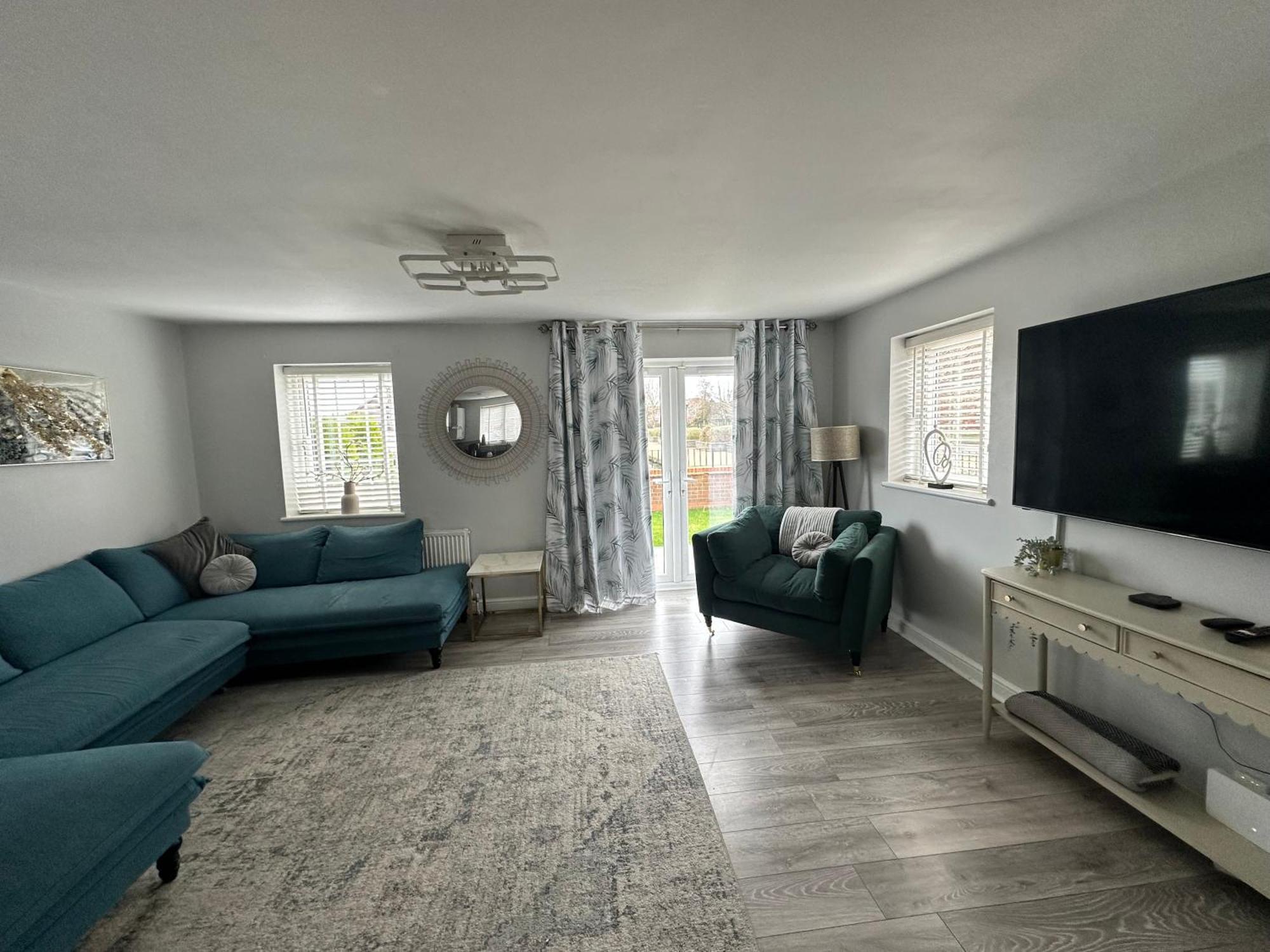 Waterside Mufc & Trafford Centre Townhouse 4 Bedroom Free Parking แมนเชสเตอร์ ภายนอก รูปภาพ